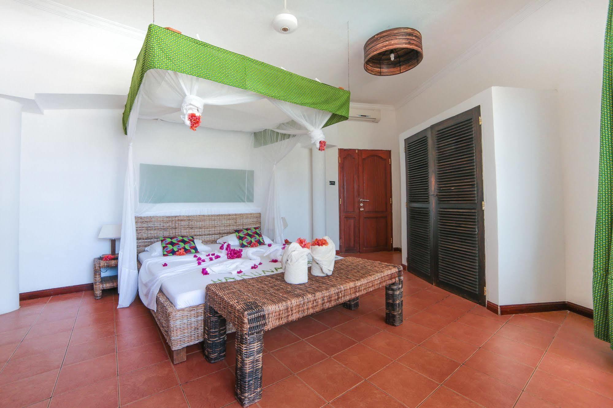 Hotel Albatross Ocean View Dongwe Exterior foto
