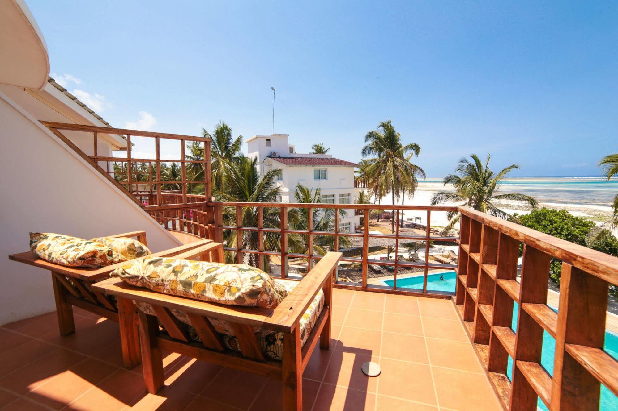 Hotel Albatross Ocean View Dongwe Exterior foto